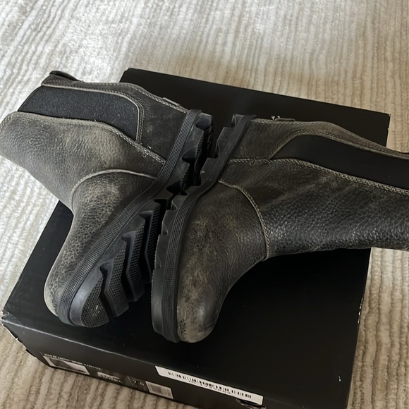 Women’s Sorel Joan of Arctic Wedge II Chelsea Bootie in Black - size 7.5 - Picture 3 of 7